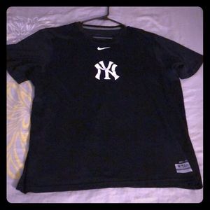 Dri-Fit Nike New York Yankee Shirt